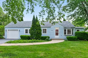 7339 S Park Ave, Burr Ridge, IL 60527 - Photo 33