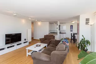 2650 N Lakeview Ave, Chicago, IL 60614 - Photo 3