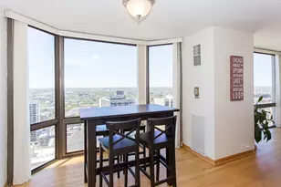 2650 N Lakeview Ave, Chicago, IL 60614 - Photo 7