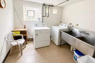 6029 S Keating Ave, Chicago, IL 60629 - Photo 9