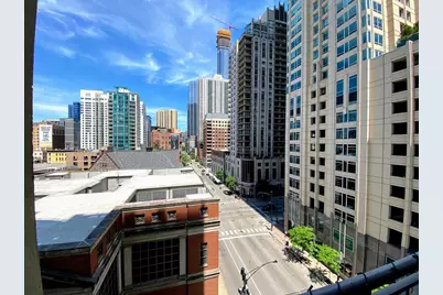 600 N Dearborn Street #811, Chicago, IL 60654 - Photo 15