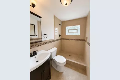 360 E Huntington Lane, Elmhurst, IL 60126 - Photo 9