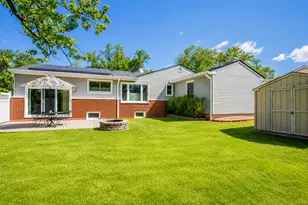 1359 E Dorothy Dr, Palatine, IL 60074 - Photo 5