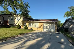7127 Glenwood Ln, Hanover Park, IL 60133 - Photo 1