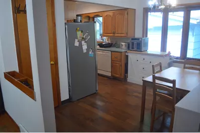 17719 Burnham Avenue, Lansing, IL 60438 - Photo 9