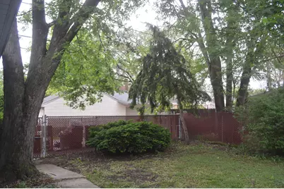 17719 Burnham Avenue, Lansing, IL 60438 - Photo 5