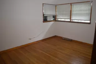 17719 Burnham Ave, Lansing, IL 60438 - Photo 15