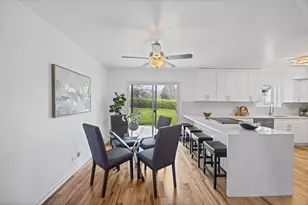 725 N 8th Ave, Addison, IL 60101 - Photo 7