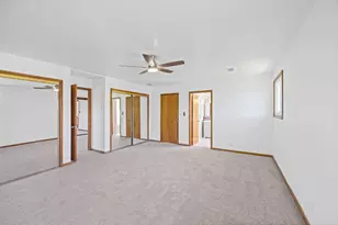725 N 8th Ave, Addison, IL 60101 - Photo 11