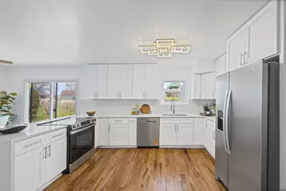 725 N 8th Avenue, Addison, IL 60101 - Photo 5