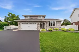 14807 Becky Ct, Oak Forest, IL 60452 - Photo 1