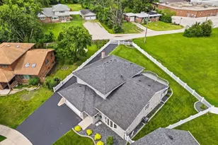 14807 Becky Ct, Oak Forest, IL 60452 - Photo 33