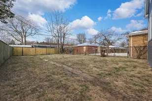 12420 S Emerald Ave, Chicago, IL 60628 - Photo 23