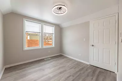 12420 S Emerald Avenue, Chicago, IL 60628 - Photo 17