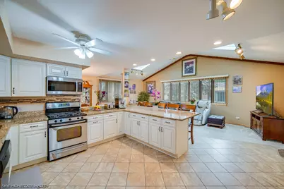 12152 Forestview Drive, Orland Park, IL 60467 - Photo 7