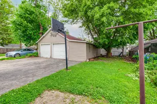 228 S Lincoln Ave, Waukegan, IL 60085 - Photo 31