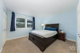 605 Hyde Park Ln, Naperville, IL 60565 - Photo 25