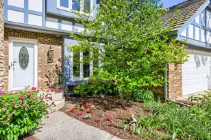 816 Paddock Ln, Libertyville, IL 60048 - Photo 3