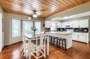 816 Paddock Ln, Libertyville, IL 60048 - Photo 9