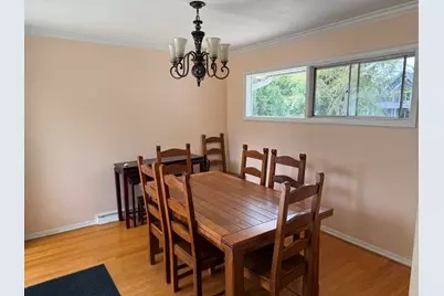 1958 Castlewood Road, Highland Park, IL 60035 - Photo 3