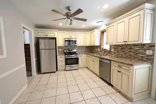 8537 163rd St, Tinley Park, IL 60487 - Photo 9