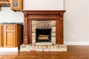 933 W Newport Ave, Chicago, IL 60657 - Photo 5