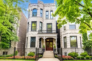 933 W Newport Ave, Chicago, IL 60657 - Photo 1