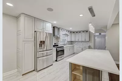 1423 S Cypress Drive, Mount Prospect, IL 60056 - Photo 17