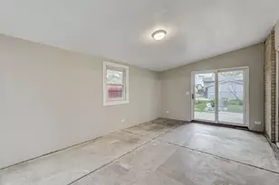 1423 S Cypress Dr, Mount Prospect, IL 60056 - Photo 37