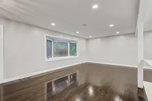 1423 S Cypress Dr, Mount Prospect, IL 60056 - Photo 13