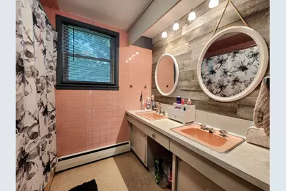 214 S Bush Avenue, Hurst, IL 62949 - Photo 13