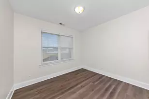 2500 Green Bay Rd, Evanston, IL 60201 - Photo 13