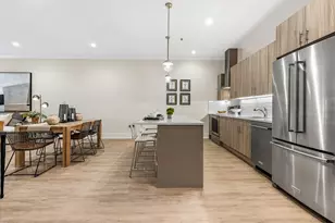 835 E Lake St, Oak Park, IL 60301 - Photo 13
