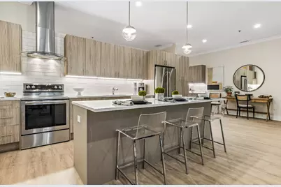 835 E Lake Street #312, Oak Park, IL 60301 - Photo 3