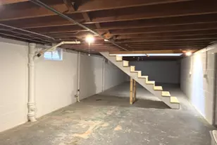 910 Catherine St, Joliet, IL 60435 - Photo 25