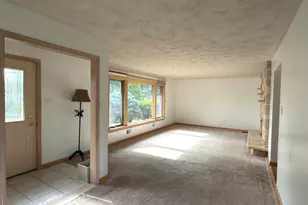 910 Catherine St, Joliet, IL 60435 - Photo 21