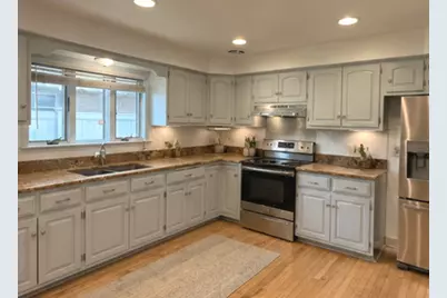 910 Catherine Street, Joliet, IL 60435 - Photo 5