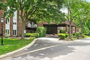 1121 W Ogden Ave, Naperville, IL 60563 - Photo 25