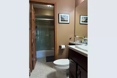 5 Cedar Court #18, Vernon Hills, IL 60061 - Photo 9
