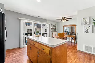 17442 Yakima Dr, Lockport, IL 60441 - Photo 11