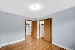 5740 N Lowell Ave, Chicago, IL 60646 - Photo 17