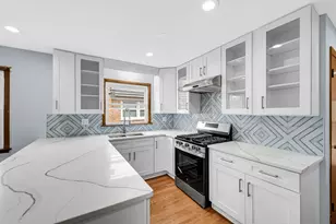 5740 N Lowell Ave, Chicago, IL 60646 - Photo 13