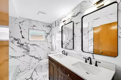 5740 N Lowell Avenue #2, Chicago, IL 60646 - Photo 9