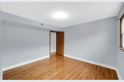 5740 N Lowell Avenue #2, Chicago, IL 60646 - Photo 11