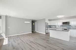 512 N McClurg Ct, Chicago, IL 60611 - Photo 3
