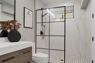 2137 W Ohio St, Chicago, IL 60612 - Photo 25