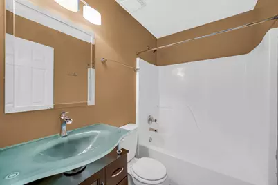 815 King Henry Lane, Saint Charles, IL 60174 - Photo 17