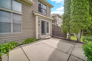 815 King Henry Ln, Saint Charles, IL 60174 - Photo 27
