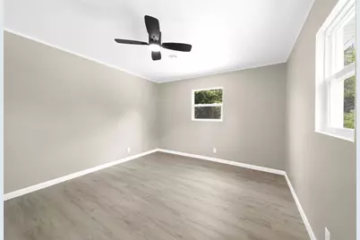 125 S College Street, Batavia, IL 60510 - Photo 15