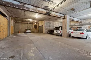 2053 N Racine Ave, Chicago, IL 60614 - Photo 19
